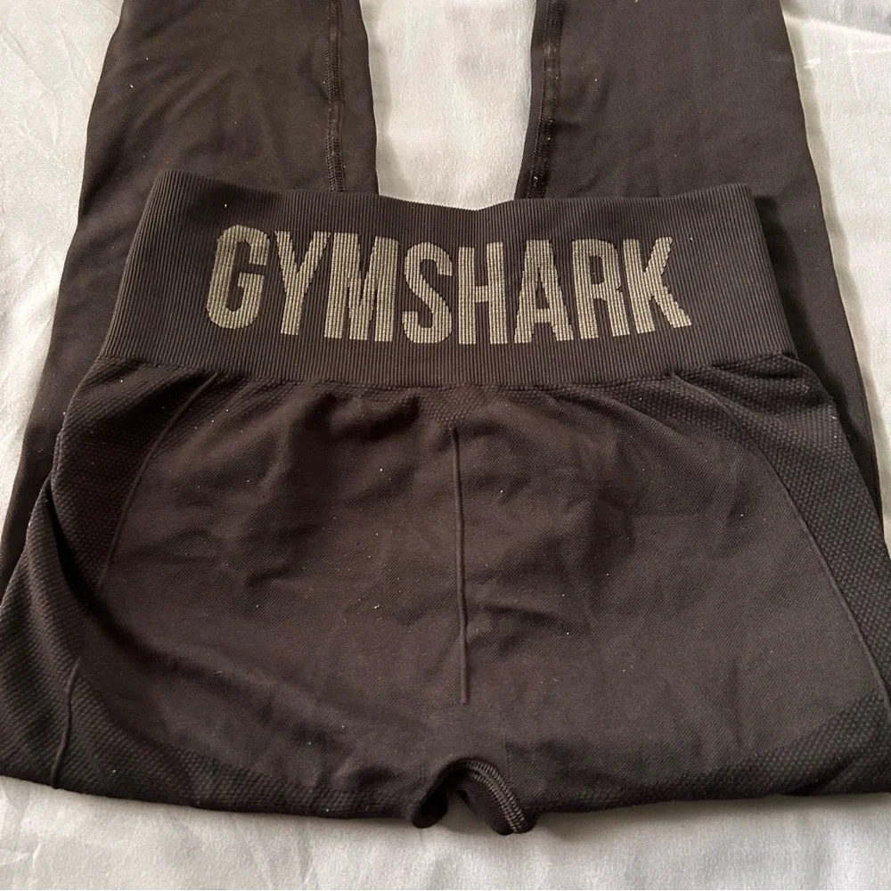 Gymshark Flex Leggings - Picture 7 of 9